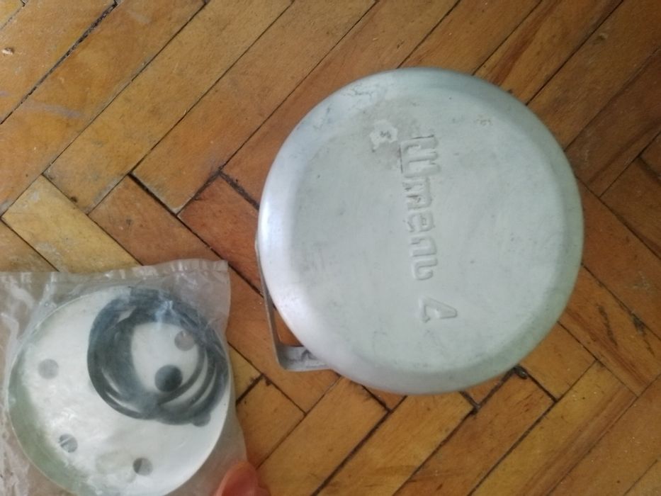 Примус  Шмель  1