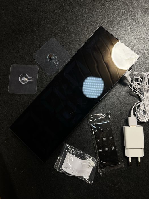 Новий LED годинник дзеркальний з RGB підсвіткою