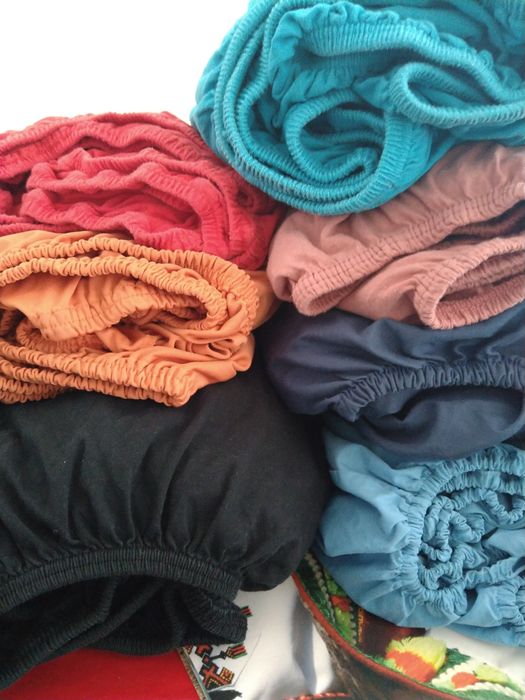 Простыни на резинке 0,9та1,35та1,4*1,90(2,0м), 1,5та1,6та1,8*1,9(2,0м)