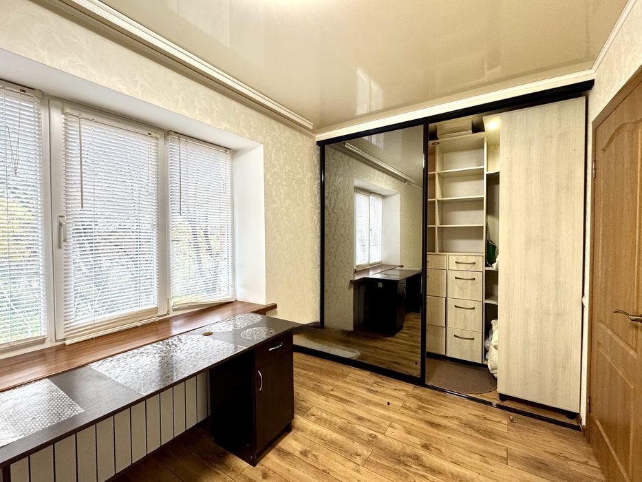 Продаю 2к квартиру в Інгульському р-ні, зуп.Світанок. ц1