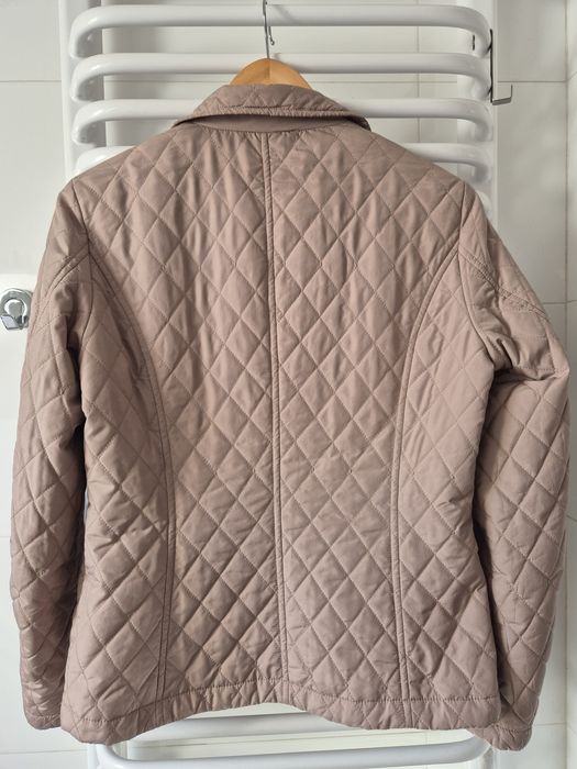 Lekka beżowa kurteczka Burton R.38