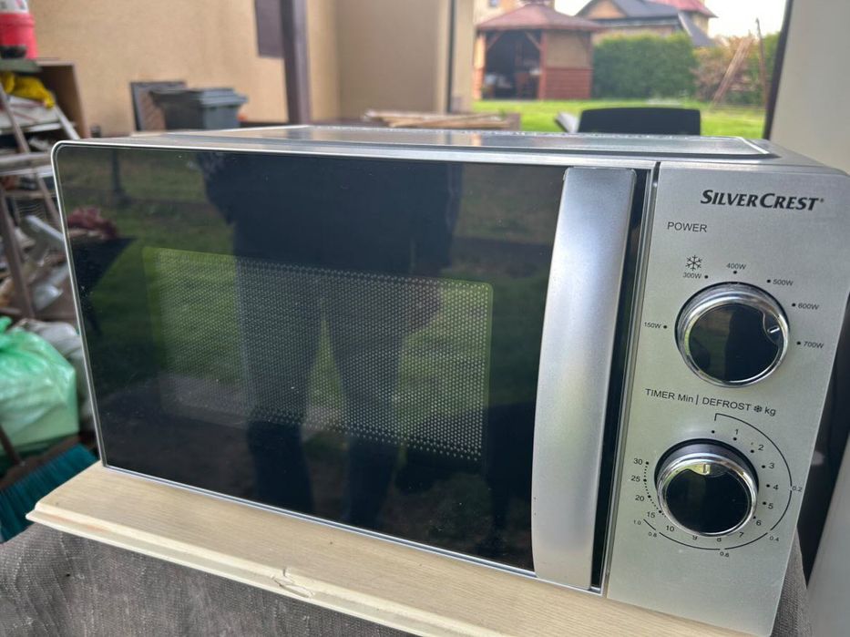 Kuchenka mikrofalowa SilverCrest używana odbiór osobisty