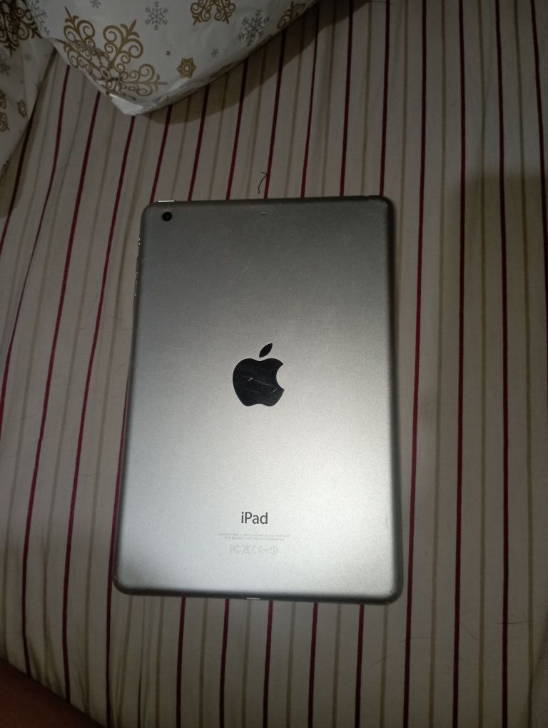 iPad mini 2 para peças