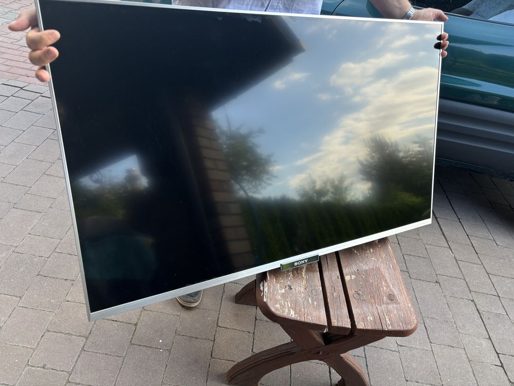 Telewizor sony uszkodzony