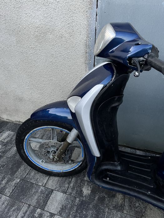 Скутер piaggio liberti