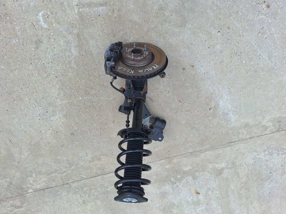 Zwrotnica Prawa Przód Amortyzator Wahacz Kopyto Gira Ford Kuga MK2