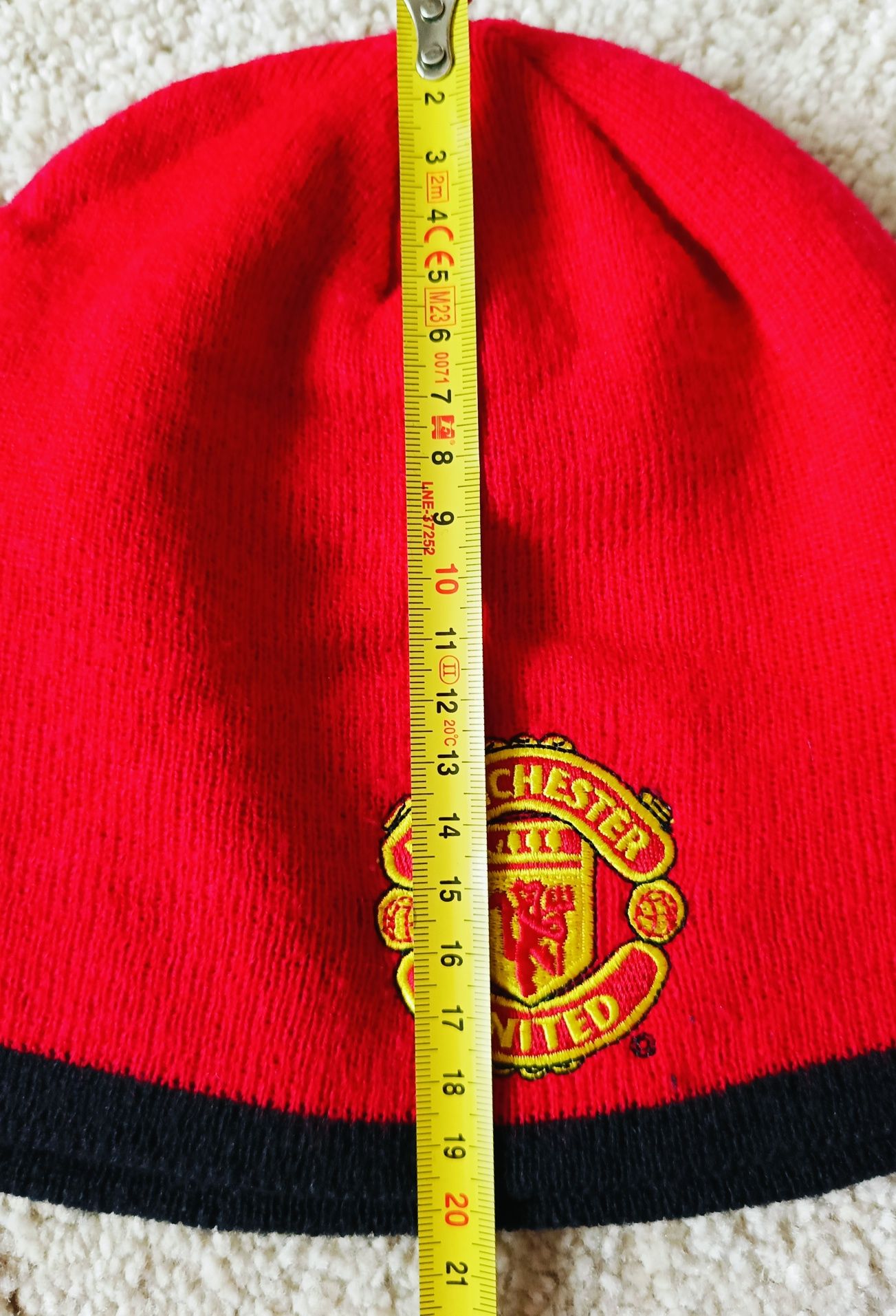 Manchester United czapka sportowa czerwona akryl