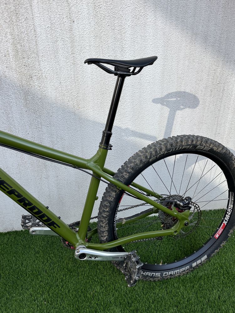 Nukeproof scout 27.5 completa ou quadro