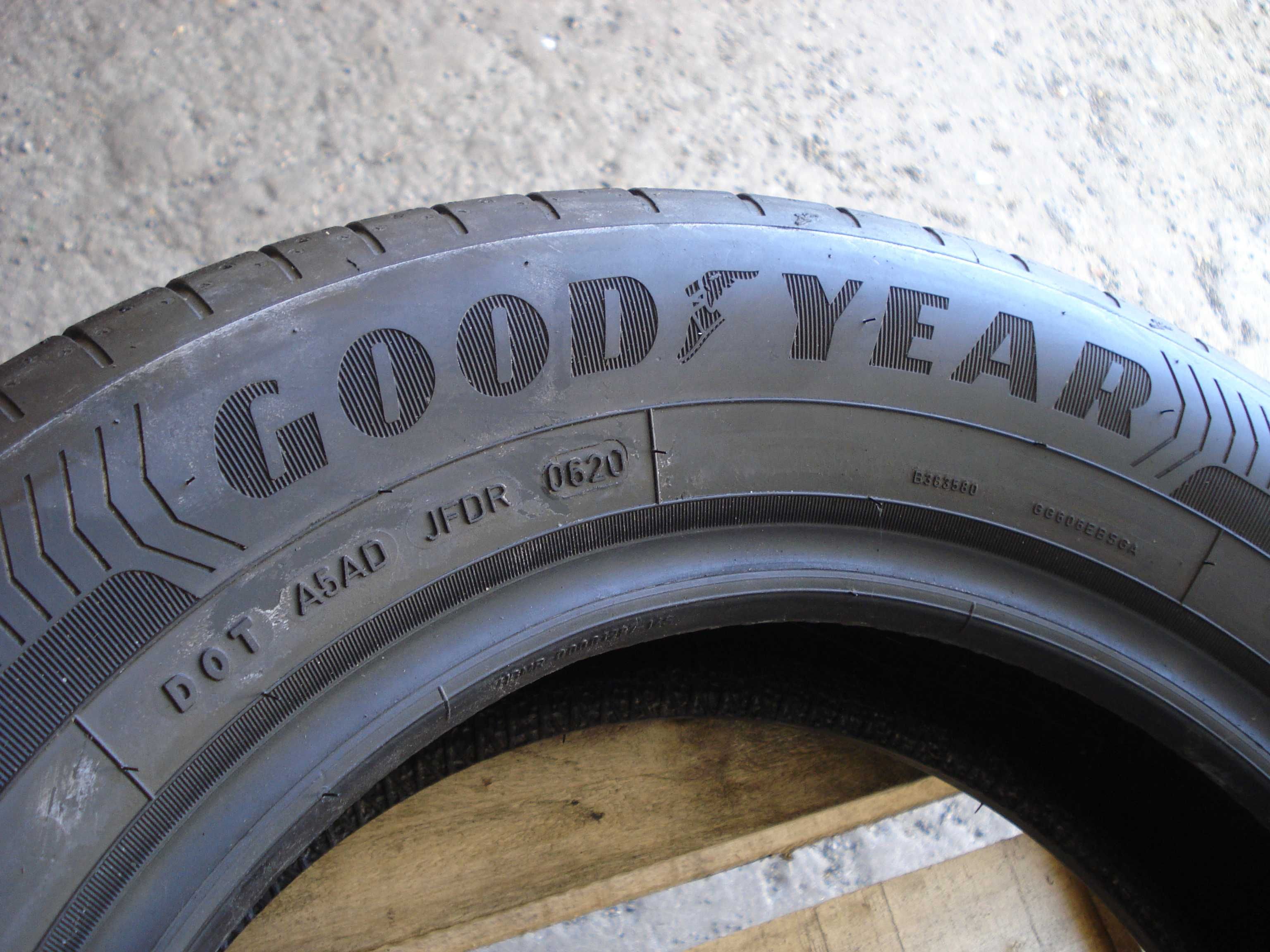 Goodyear Efficient Grip  185/65 r 15  4 - sztuki letnie 2020 rok