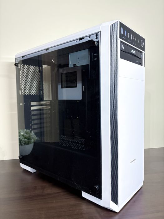 Obudowa biała z szybą ATX