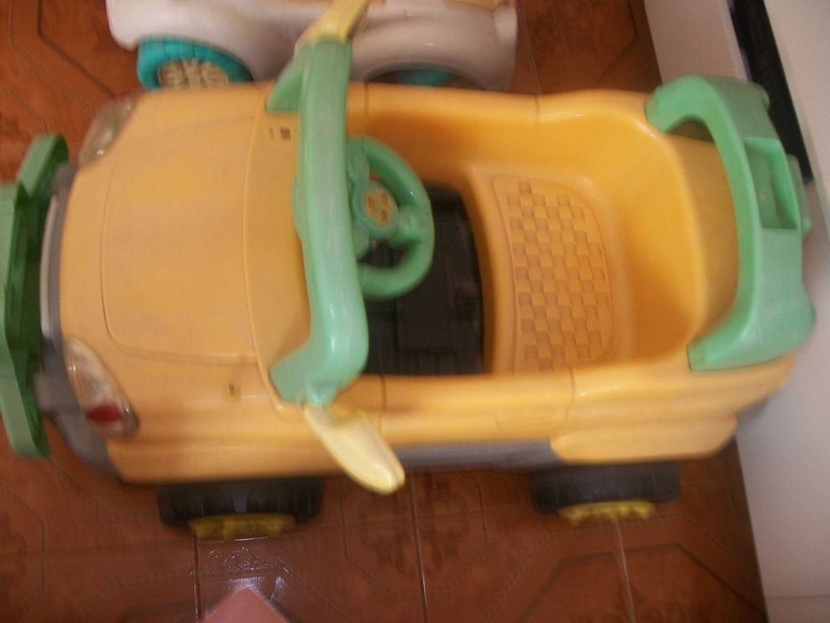 auto na akumulator różne kolory i rodzaje