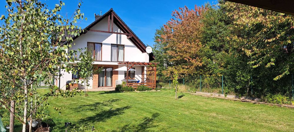 Sprzedam dom z 2013 r.,  160m2, 6 pokoi, Zederman, działka 30 ar.