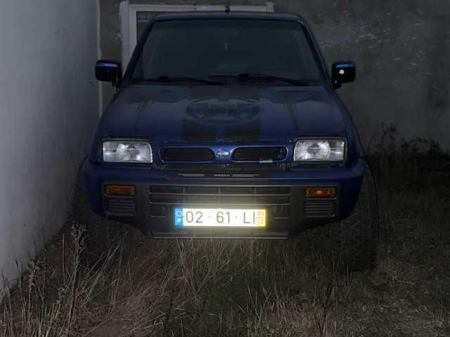 Nissan Terrano II Longo