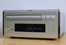 Yamaha CDX-E410 Odtwarzacz CD PianoCraft