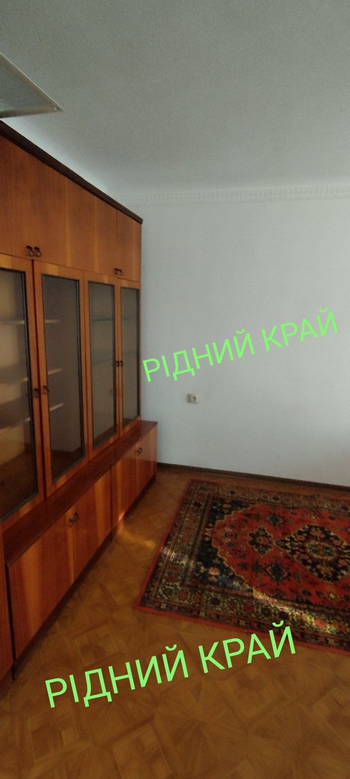 Можливе заселення на короткий термін.Затишна 1кв. Р-н Мотеля.
