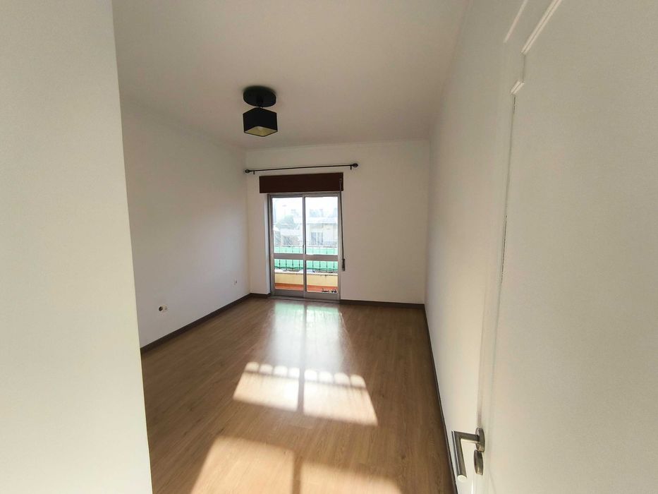 Apartamento T2 Guimarota Leiria