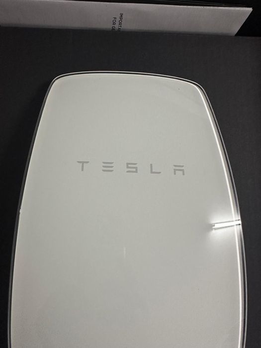 Wallbox Tesla nova