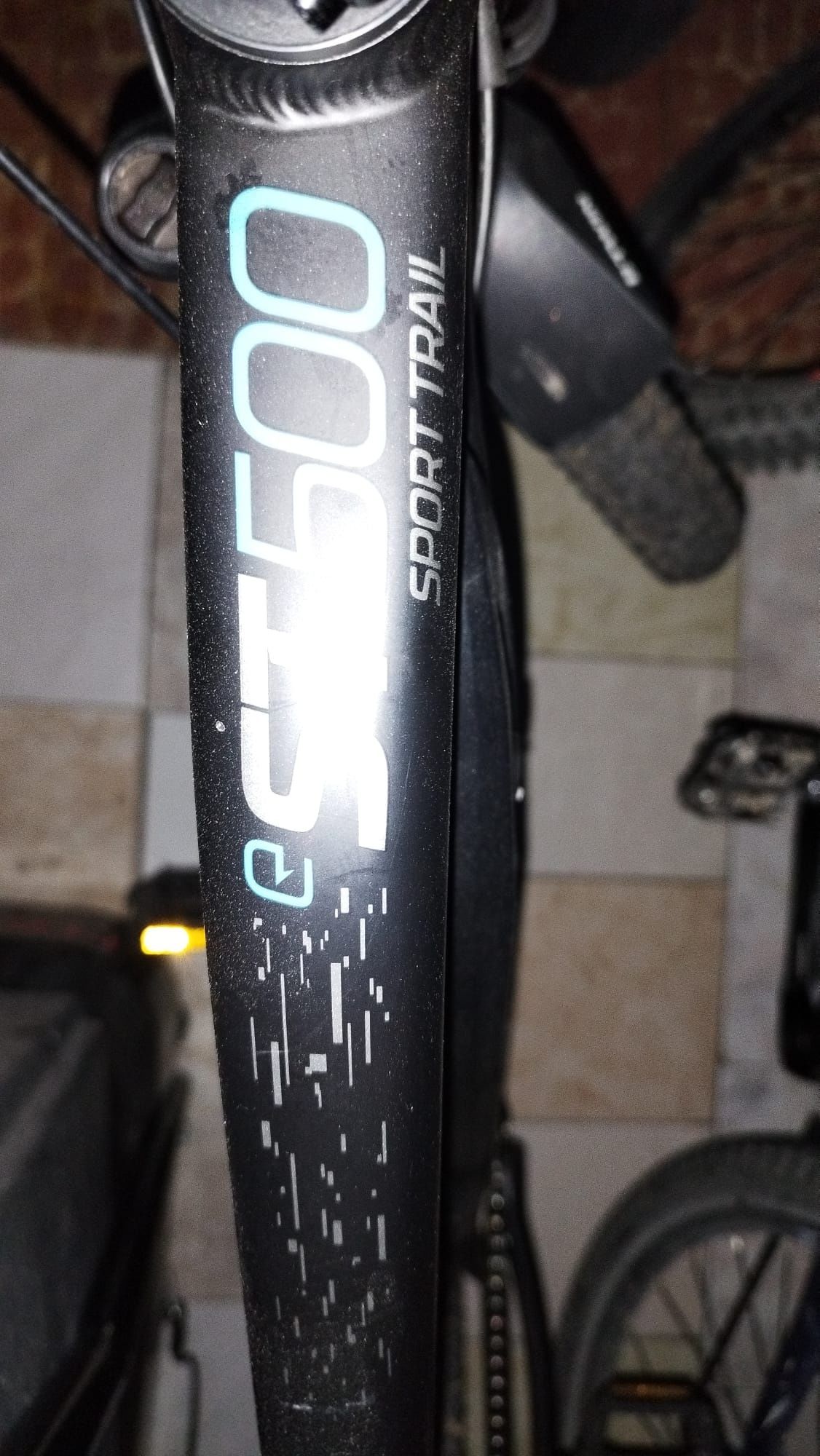 Rockrider e-st500