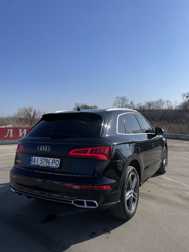 Audi SQ5 2019 ne farbovana