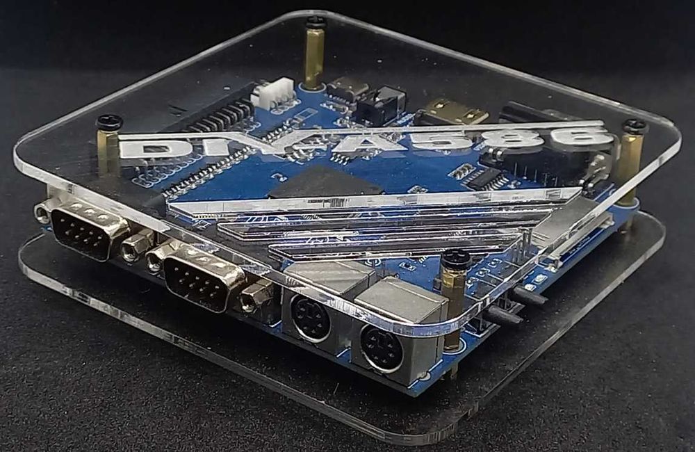 DIY A586. Полностью собранный компьютер. (Amiga 500, NES,ZX-Spectrum)