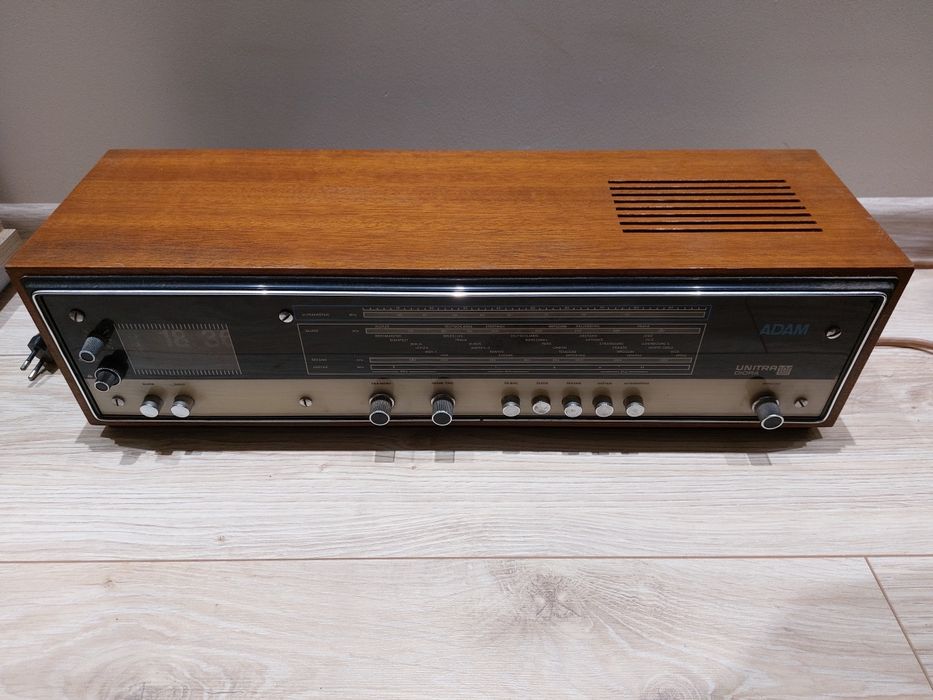 Radio Adam Unitra Diora PRL zegar klapkowy