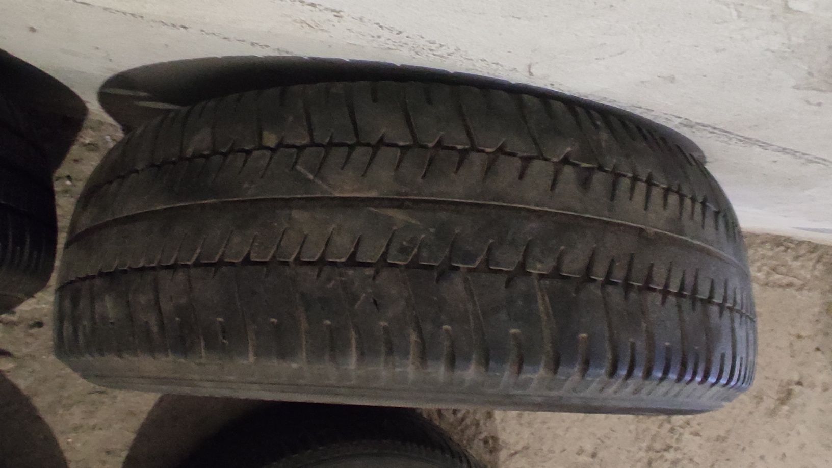 Комплект дисков с резиной Лето Debica 175/70 R13 4/100