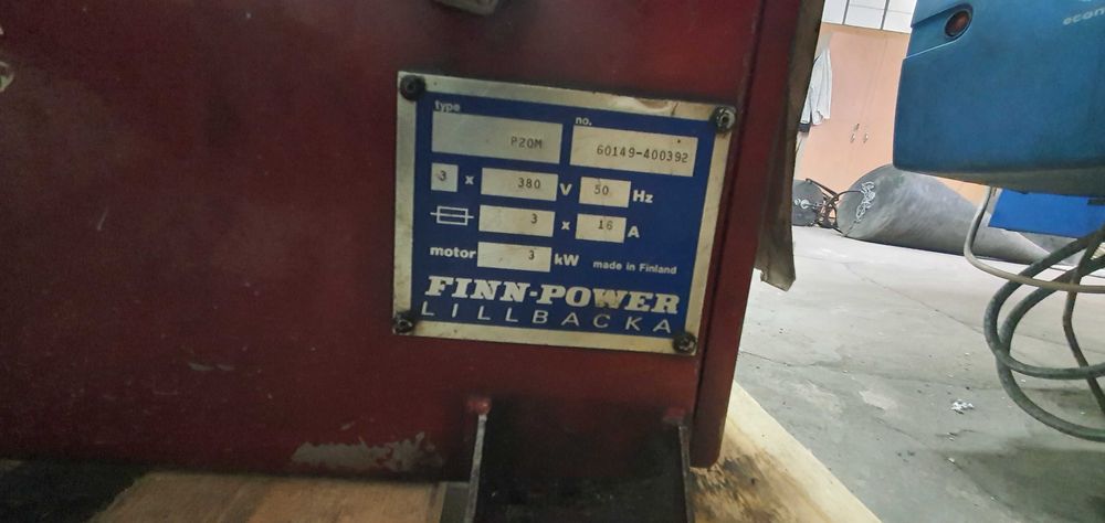Sprzedam zakuwarkę/zaciskarkę  węży hydraulicznych FINN-POWER P20 380V