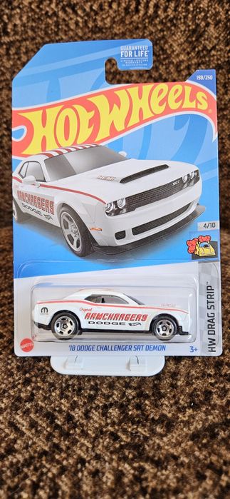 Hot wheels dodge challenger srt demon 2018