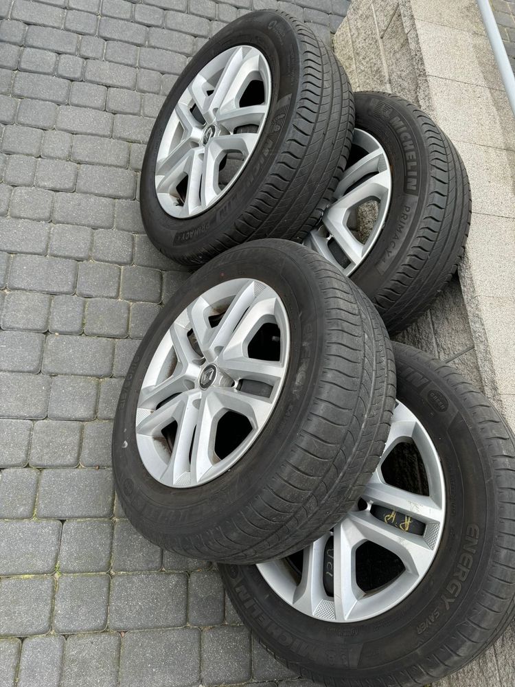 Koła Stalowe letnie,  Renault Megane  215/60R16 kołpaki