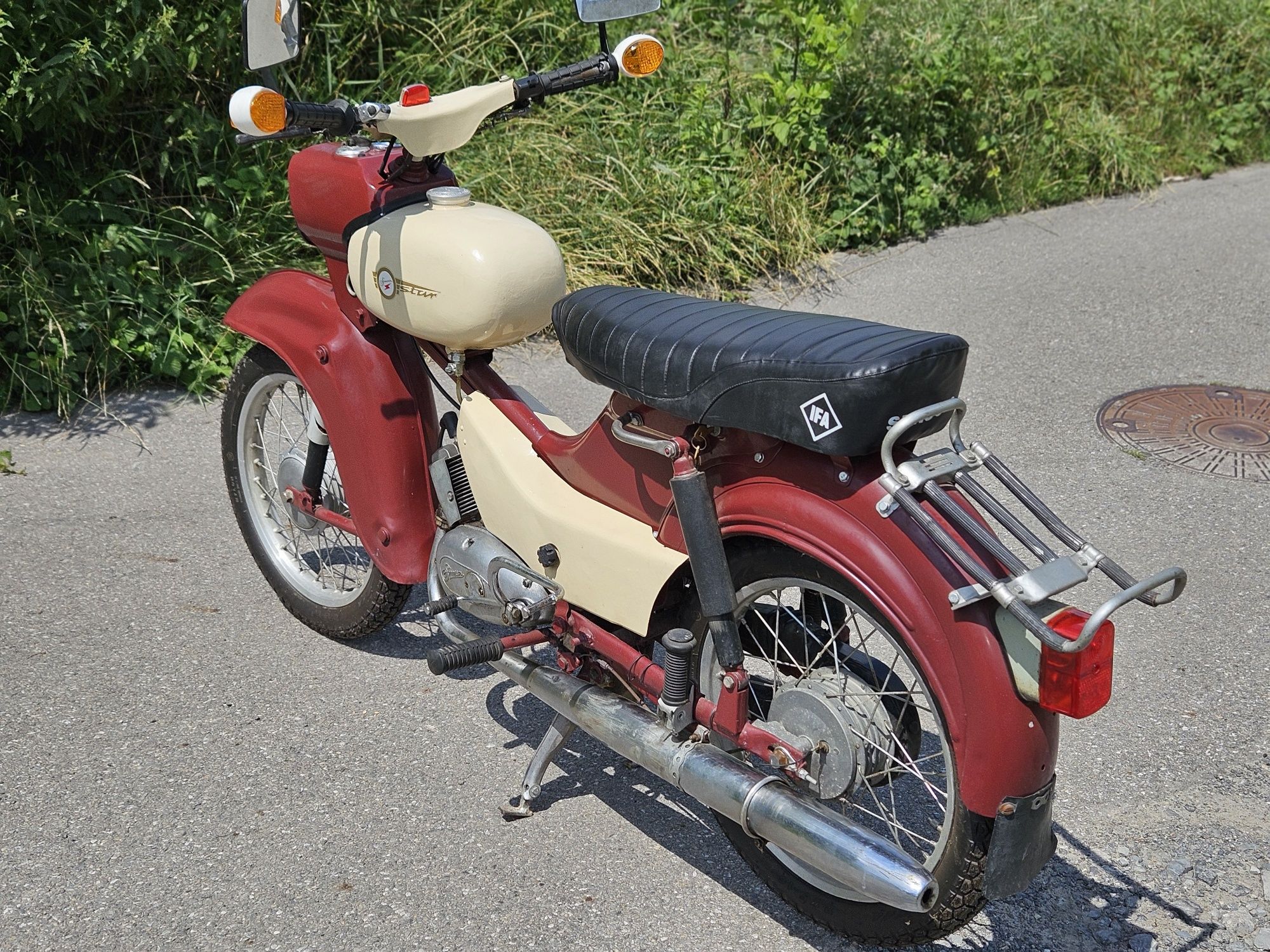 Simson SR4 - 2 Star (szpak) duża motorynka Komar schwalbe kolekcja