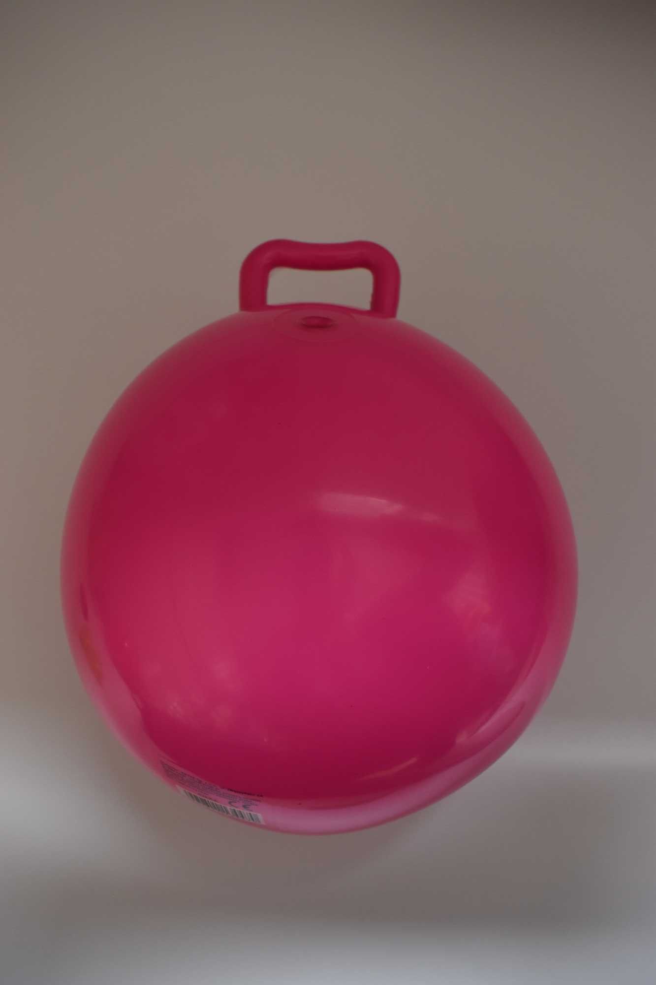Piłka z rączką i dzwonkiem Artyk Różowa Słoń 20 cm