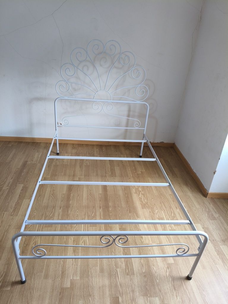 Cama Alentejana em Ferro - Restaurada!