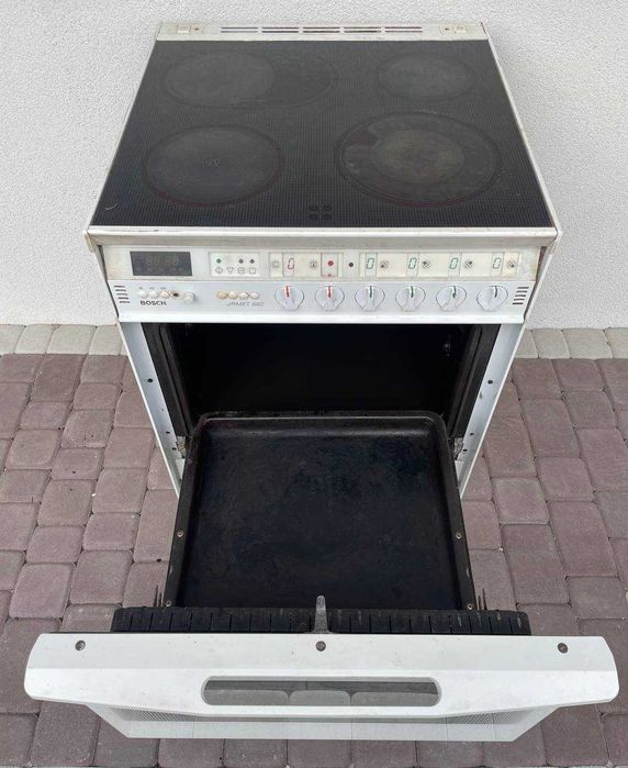 Електрична Плита Bosch Gourmet 682