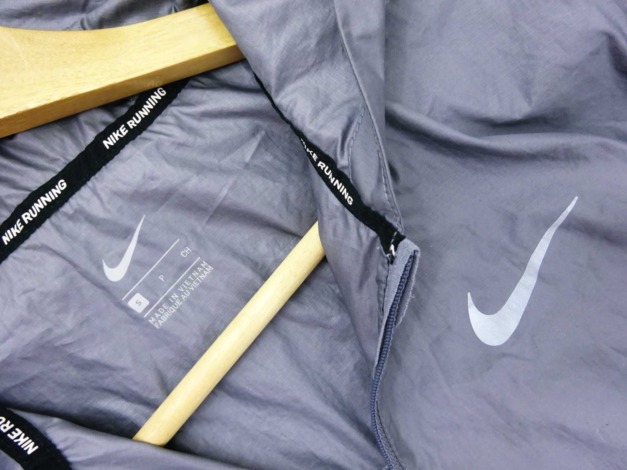 C przejściowa treningowa kurtka damska NIKE wiatrówka kaptur S 36 M 38