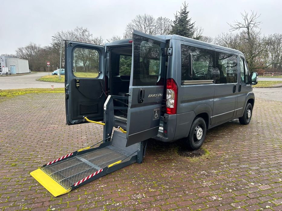 Fiat ducato 2,2 JTD przewóz osób niepełnosprawnych