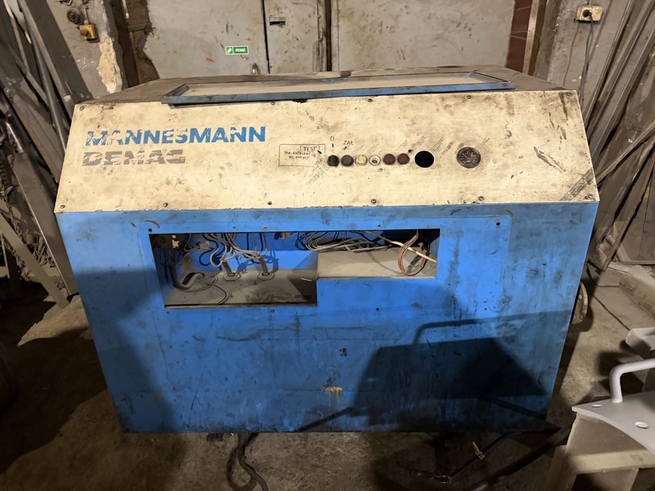 Kompresor śrubowy mannesman demag