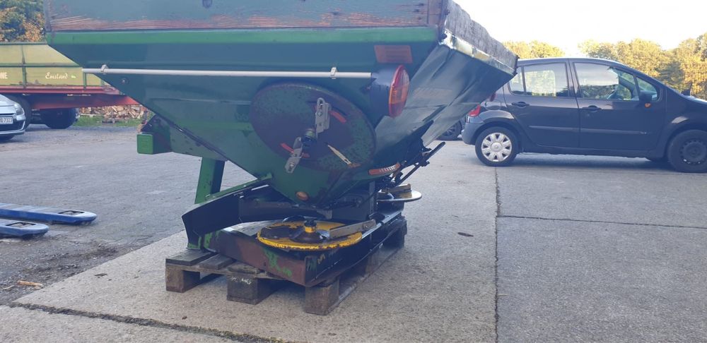 Rozsiewacz Amazone ZA-M Compact