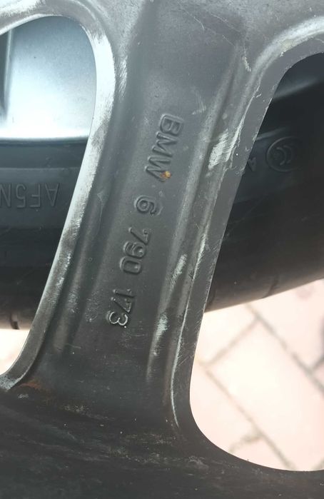 Koła aluminiowe felgi  BMW 3 F30 5 f10 225/40r18