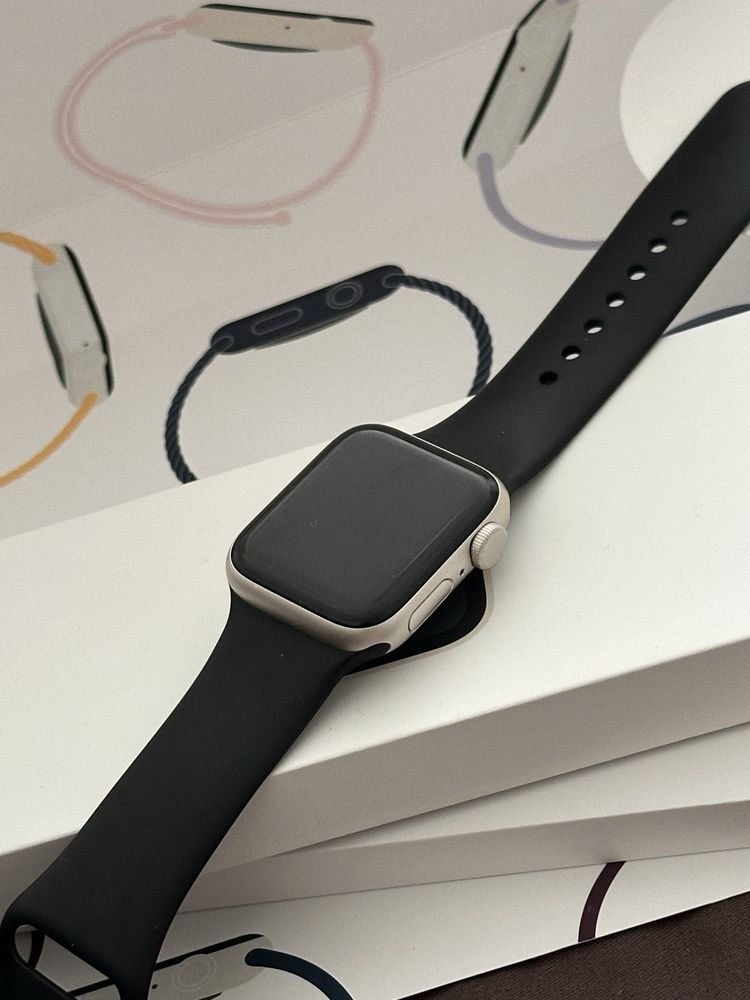 Apple Watch SE 2023