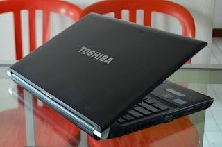 Toshiba R830 i7 SSD