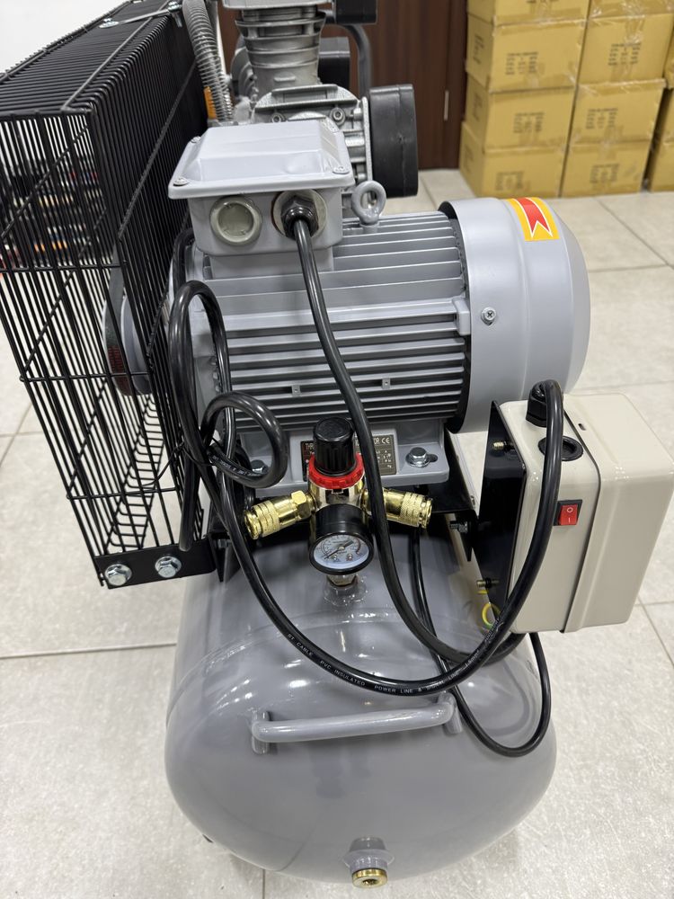 Компресор ShiningBerg LB40-100L. Ресивер 100л, 470 л/хв, 10 атм. 380 в