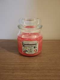 Świeca zapachowa w szkle Night Before Yankee Candle 340 g