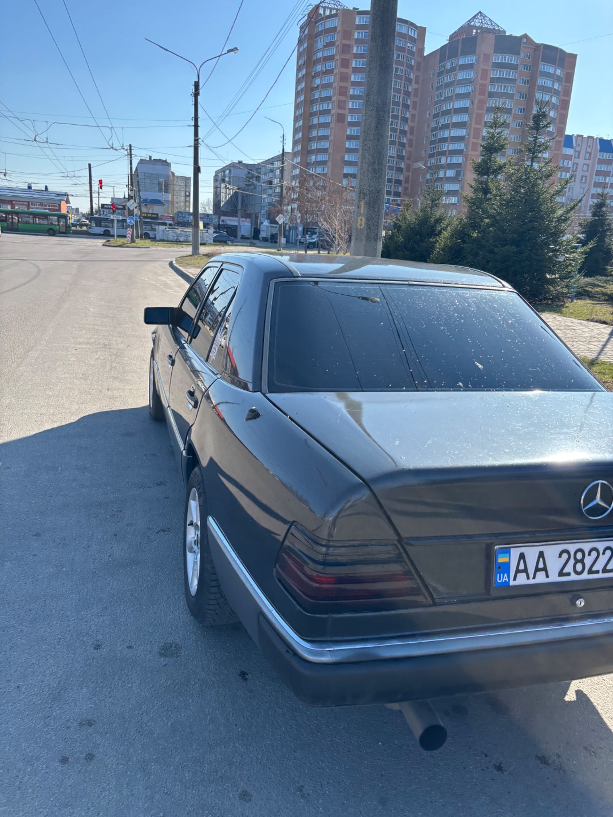 Мерседес 124 2.3 102