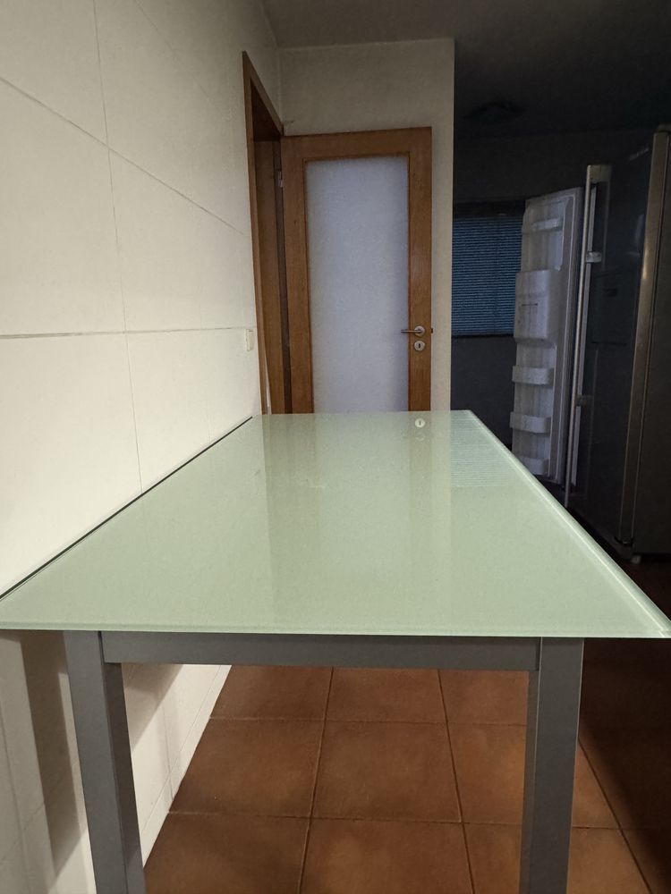 Mesa de Vidro Extensível