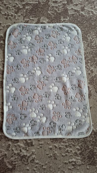 Плед флисовый для собак, котов