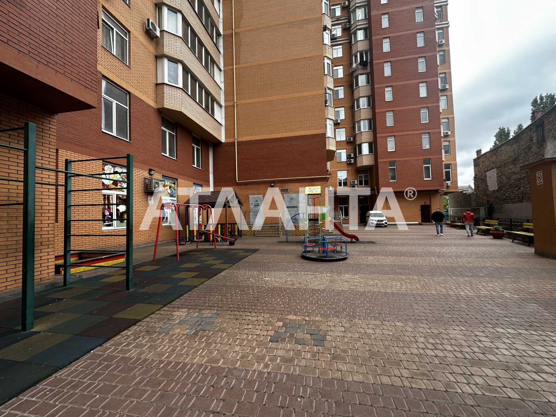 Продам однокомнатную квартиру в новострое в Центре