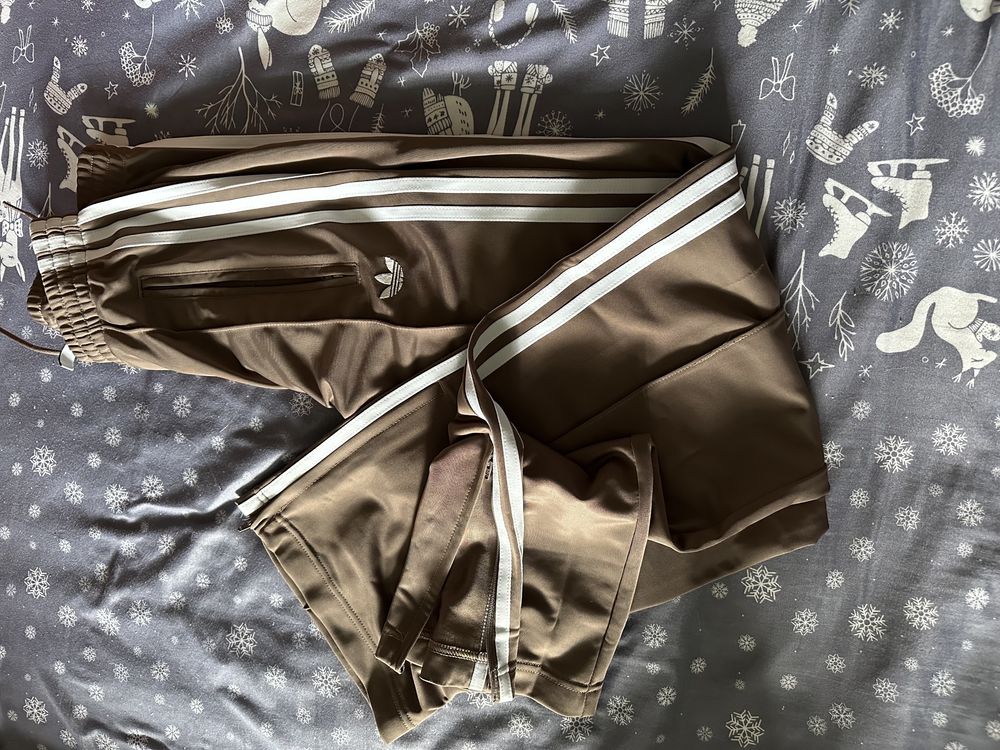 Штаны adidas XS нові