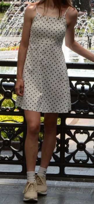 Продаю сукню для повсякденного носіння та свята.