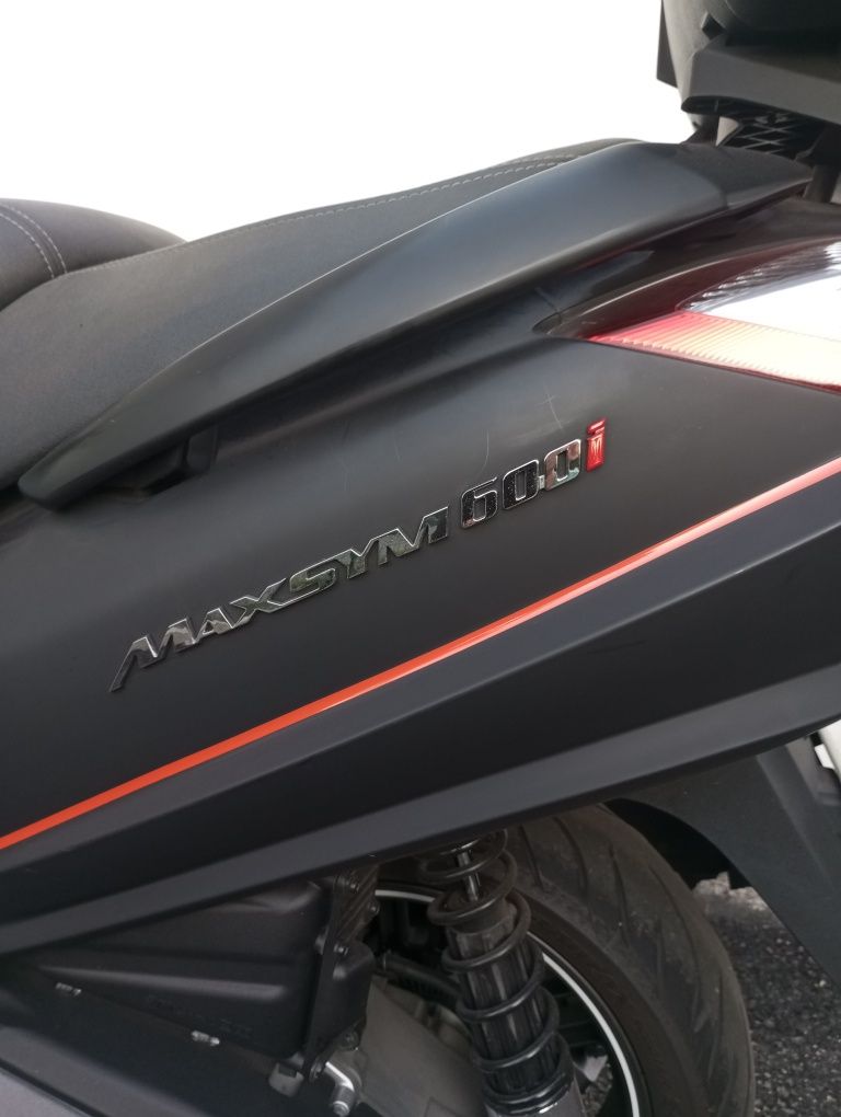 SYM  Maxsym 600I
