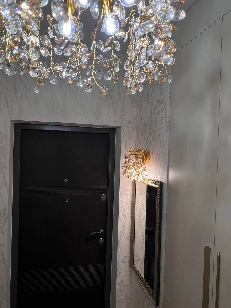 ЗДАМ VIP рівня в ЖК Крона Парк євродвохк.кв.Вул.Чорновола 8!Вперше!